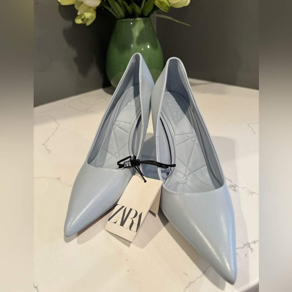 Zara NWT Pale Blue 3.5” Heel Shoes. Size 7.5